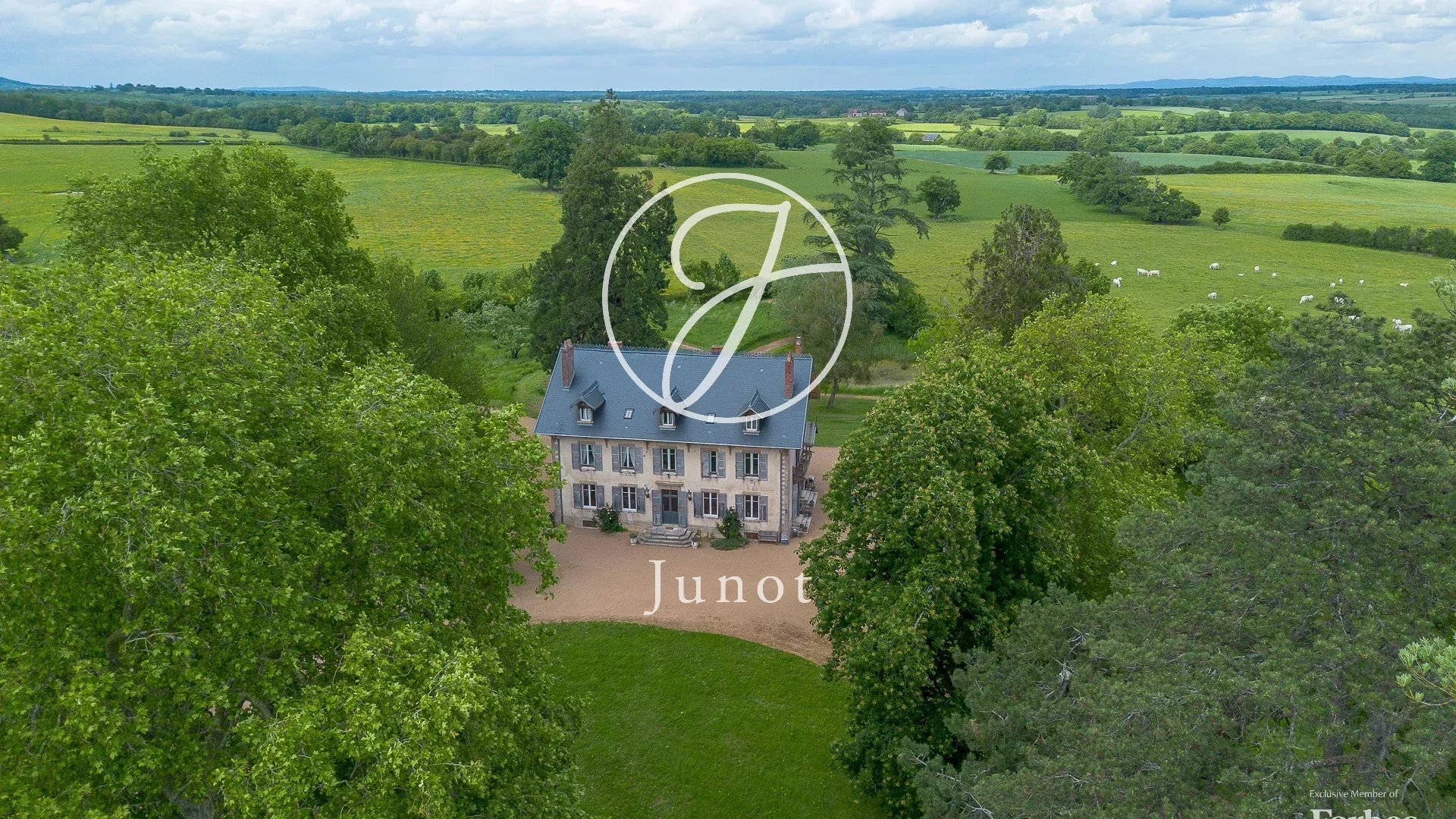 Saint-Saulge — фотография 5